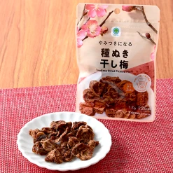 패밀리마트 중독이 되는 말린 매실 11g